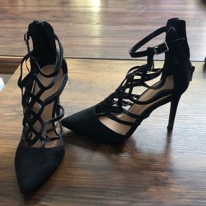 Charlotte Russe black high heel. Size 6. 4”heel. Zips in the back.